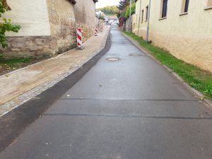 Absenkung des Gehweges in der Kritzmannsgasse